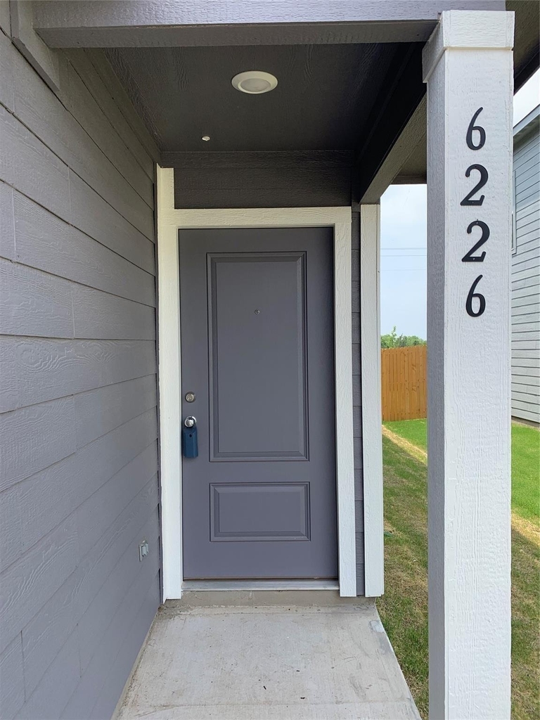 6226 Sanderling Street - Photo 2