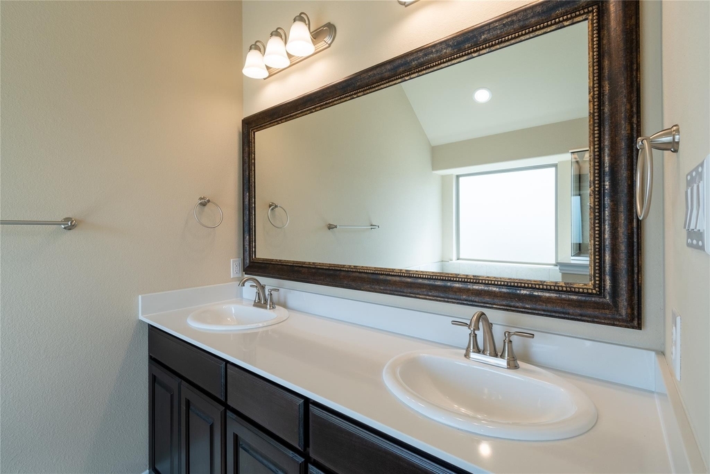 3014 Bobcat Drive - Photo 5