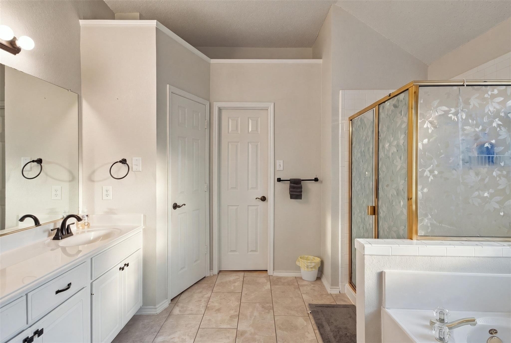 1424 Sunswept Terrace - Photo 13