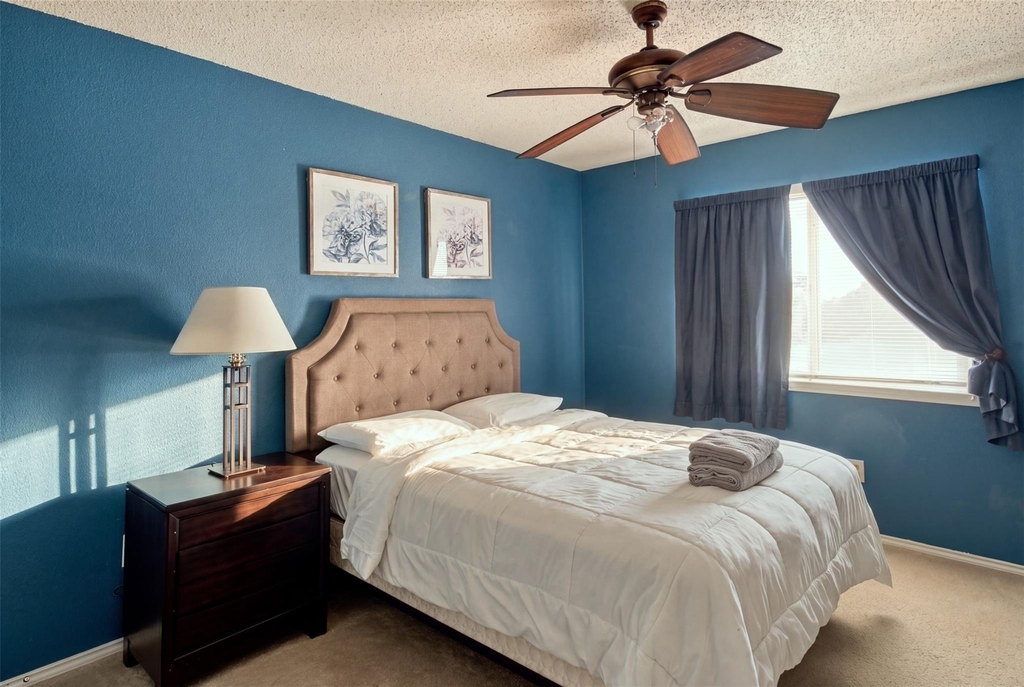 1424 Sunswept Terrace - Photo 17