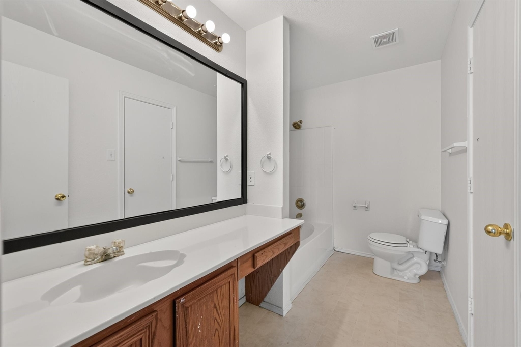 406 Oxford Loop - Photo 13