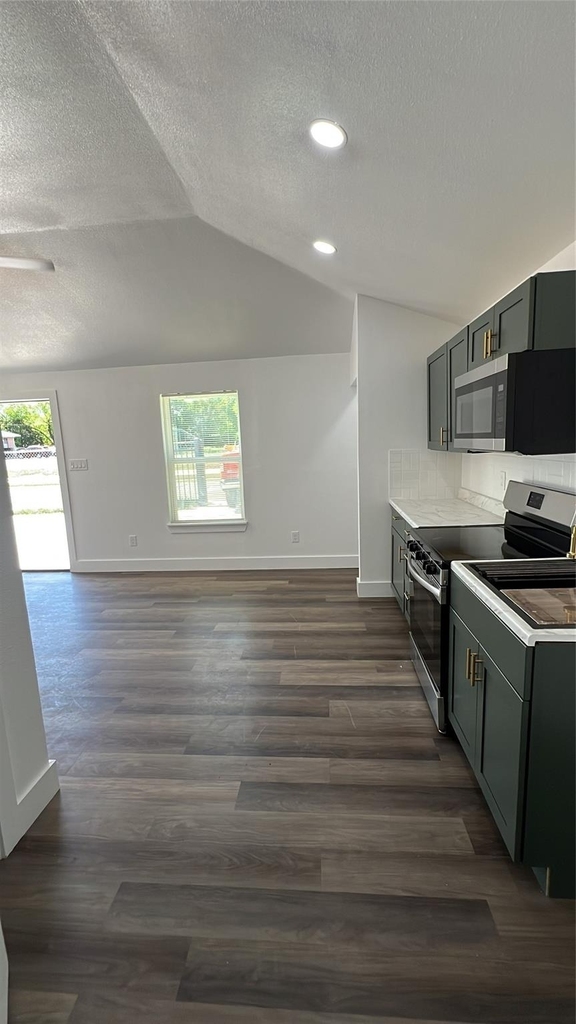 2102 E Overton Road - Photo 2