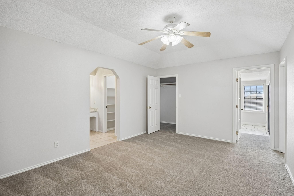 6344 N Park Drive - Photo 12
