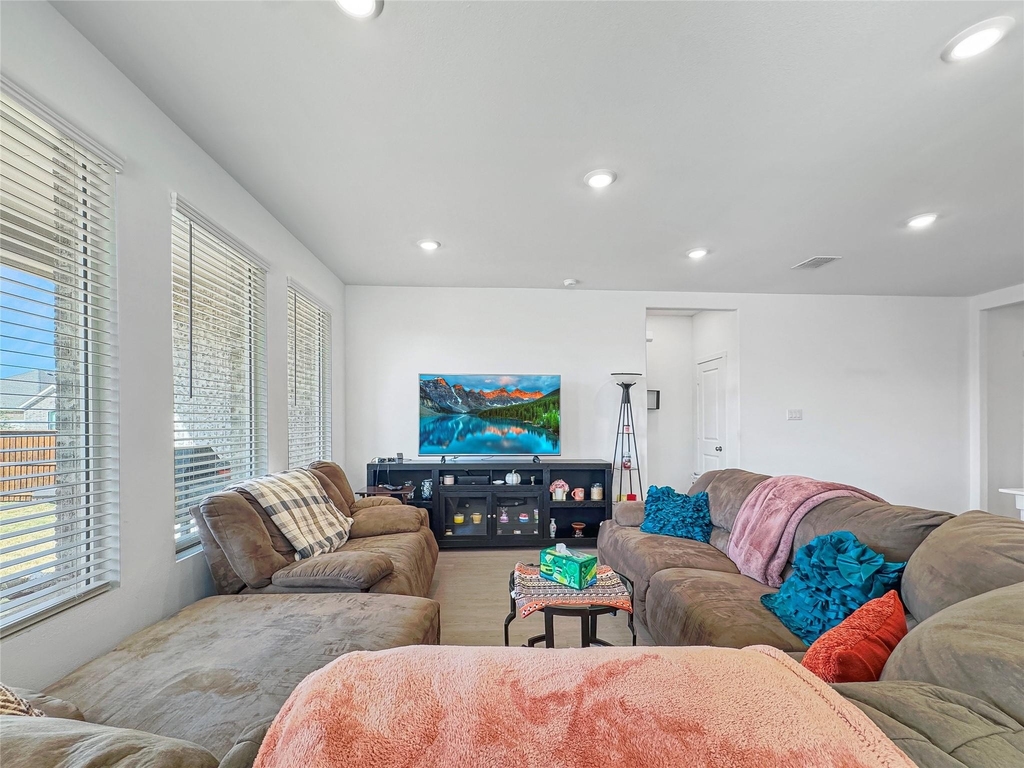 1300 Rockwell Drive - Photo 9