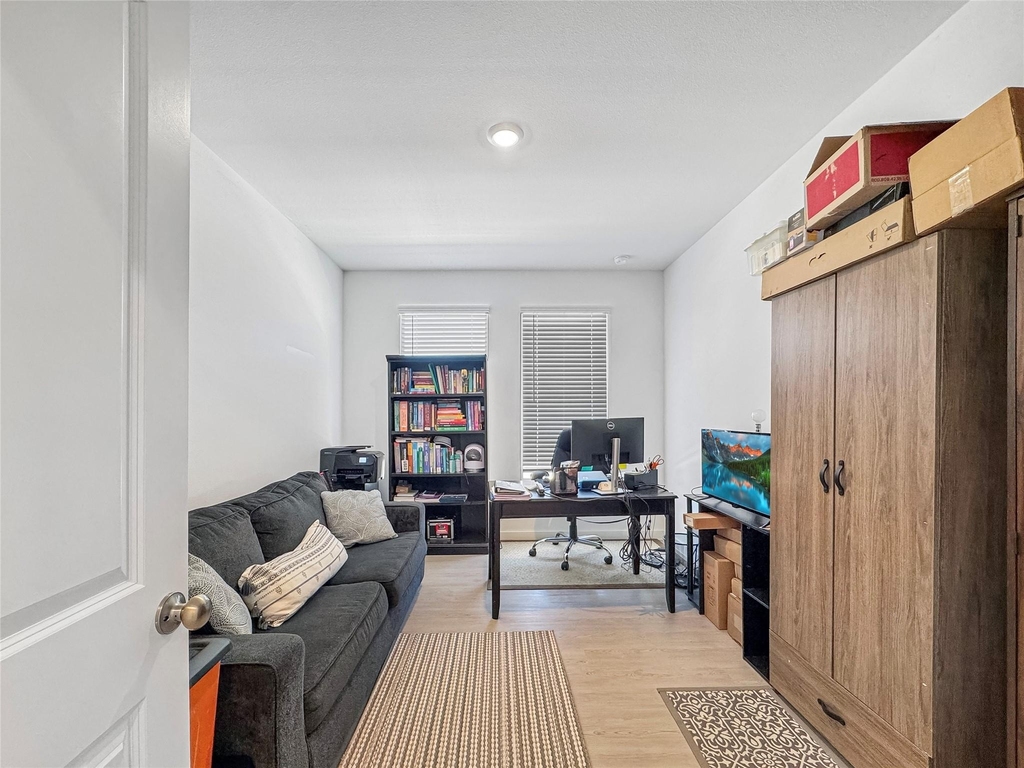 1300 Rockwell Drive - Photo 22