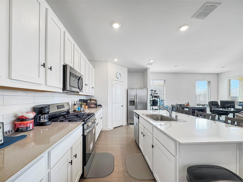1300 Rockwell Drive - Photo 4