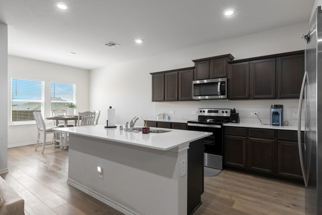 884 Jett Drive - Photo 11