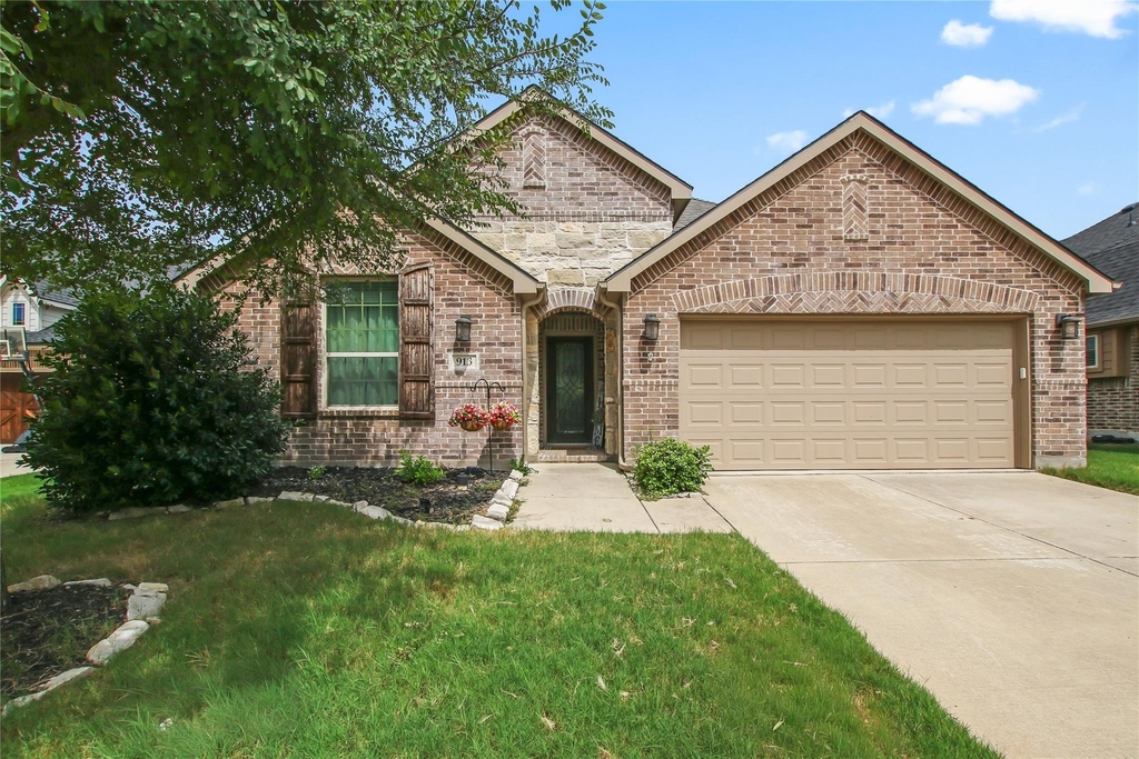 913 Freesia Drive - Photo 26
