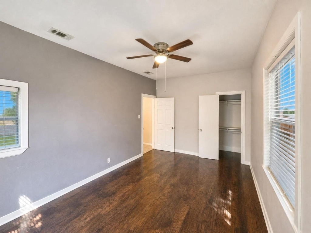912 W Belt Line Road - Photo 20