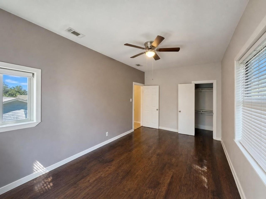 912 W Belt Line Road - Photo 21