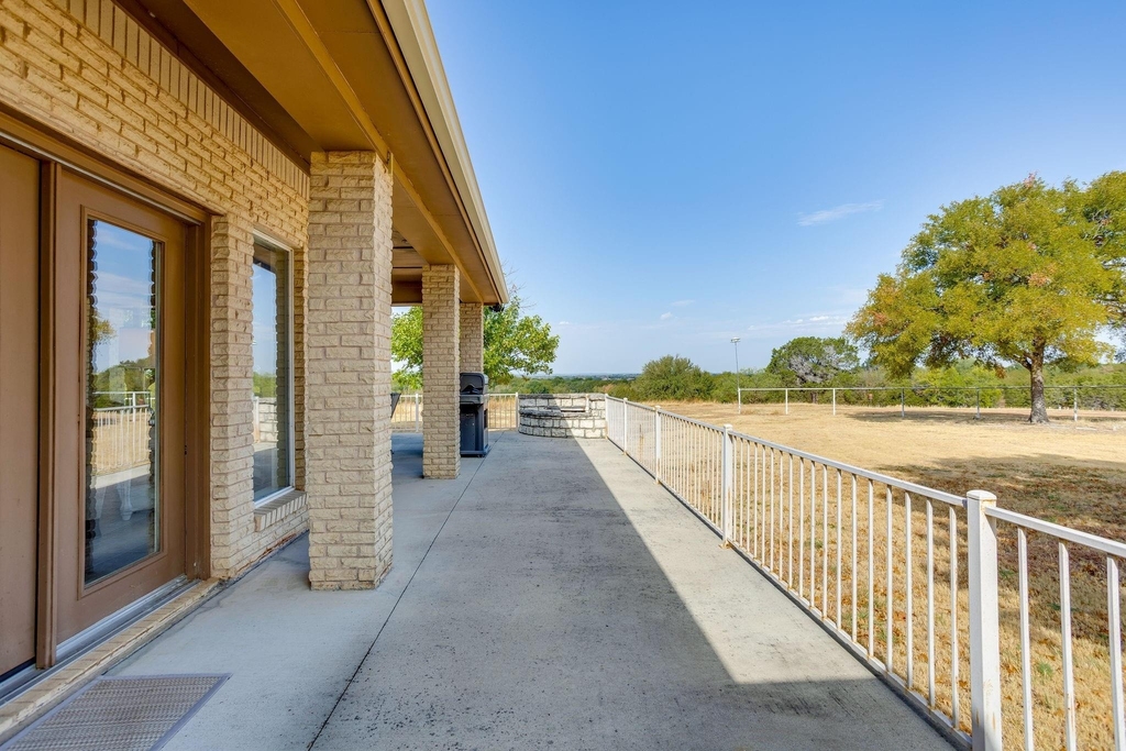 2112 Miller Court - Photo 30