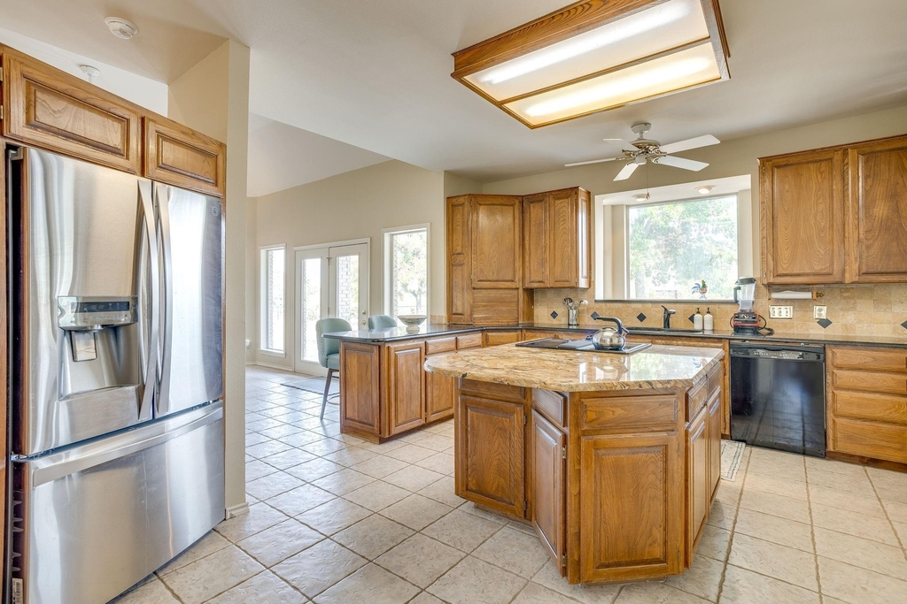 2112 Miller Court - Photo 8