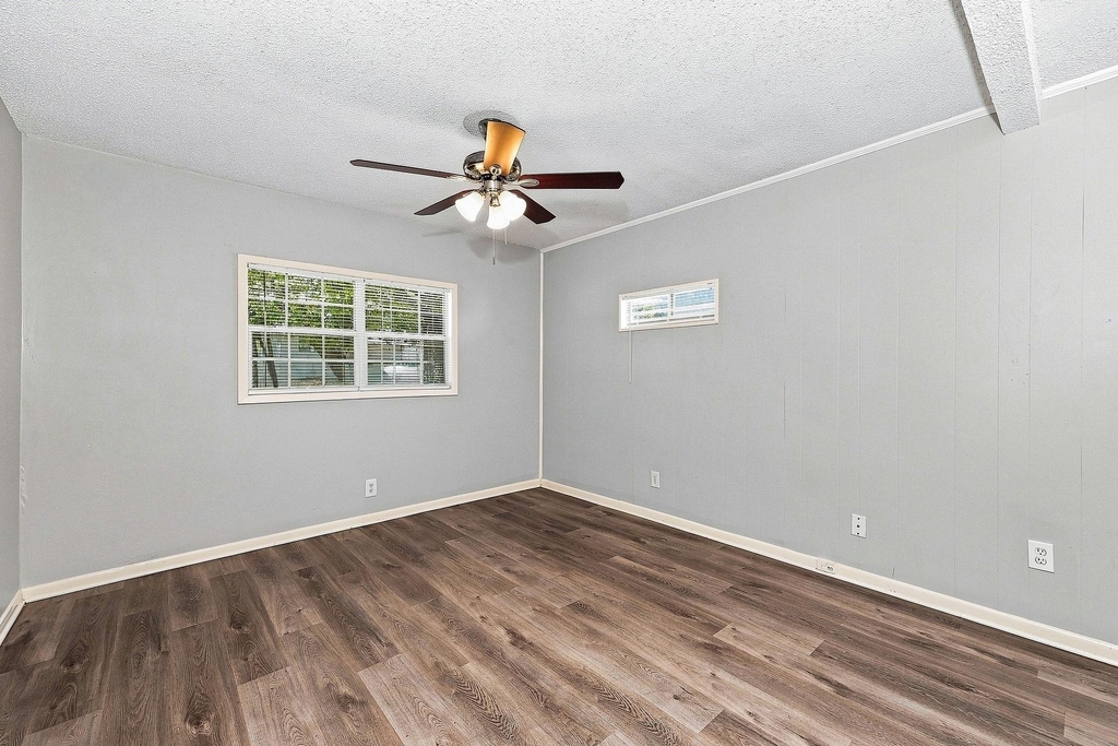 3800 Oscar Avenue - Photo 7