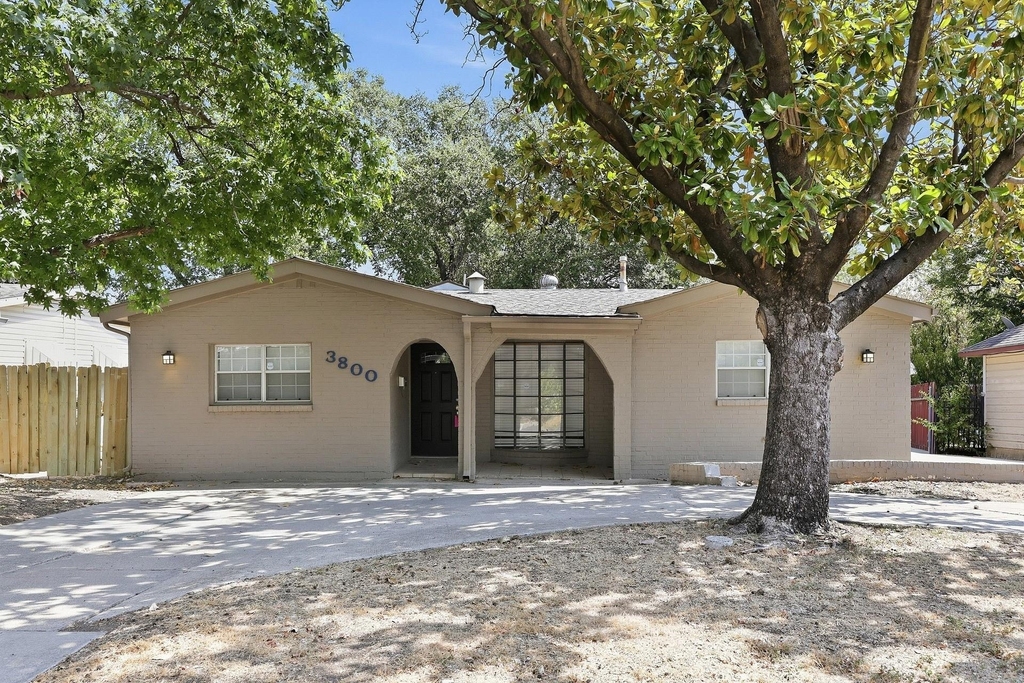 3800 Oscar Avenue - Photo 0