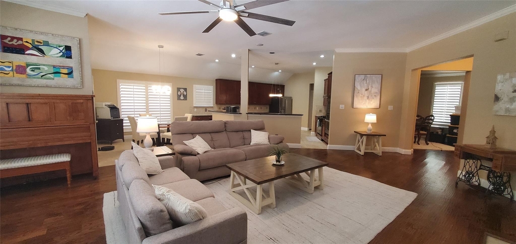 3513 Oliver Drive - Photo 4