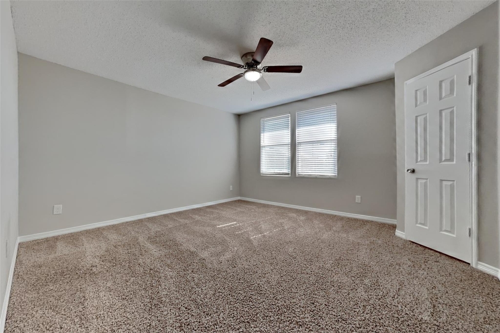 627 Almandora Drive - Photo 12