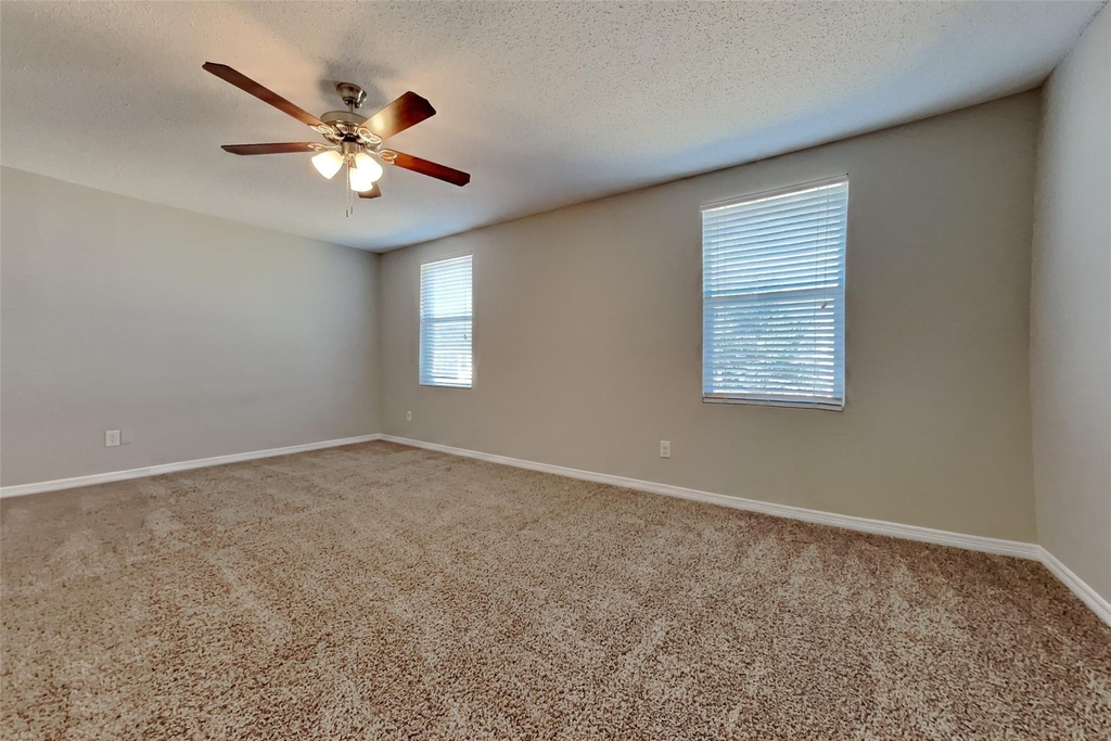 627 Almandora Drive - Photo 16
