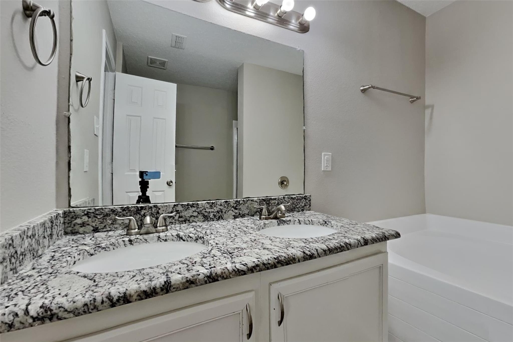 627 Almandora Drive - Photo 10