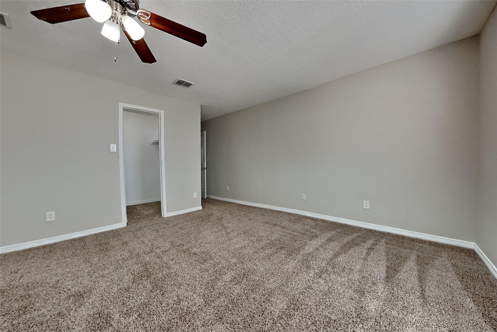 627 Almandora Drive - Photo 7