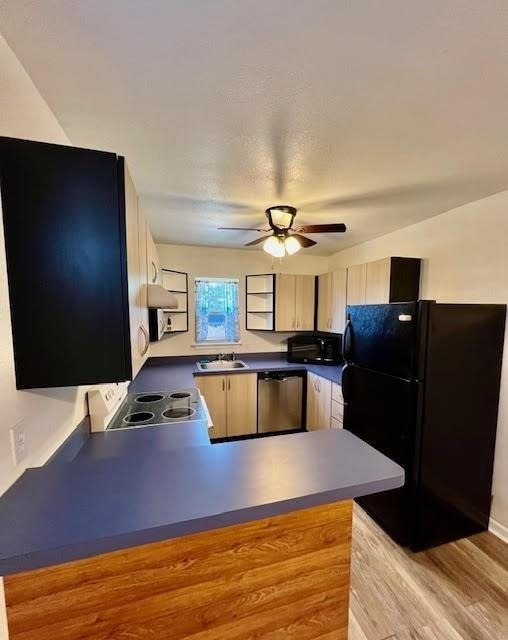 725 Summers Lane - Photo 12