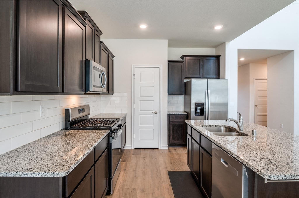7229 Headingham Way - Photo 3