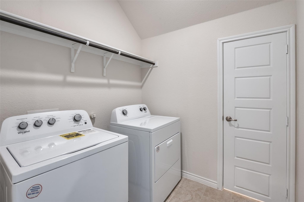 7229 Headingham Way - Photo 21