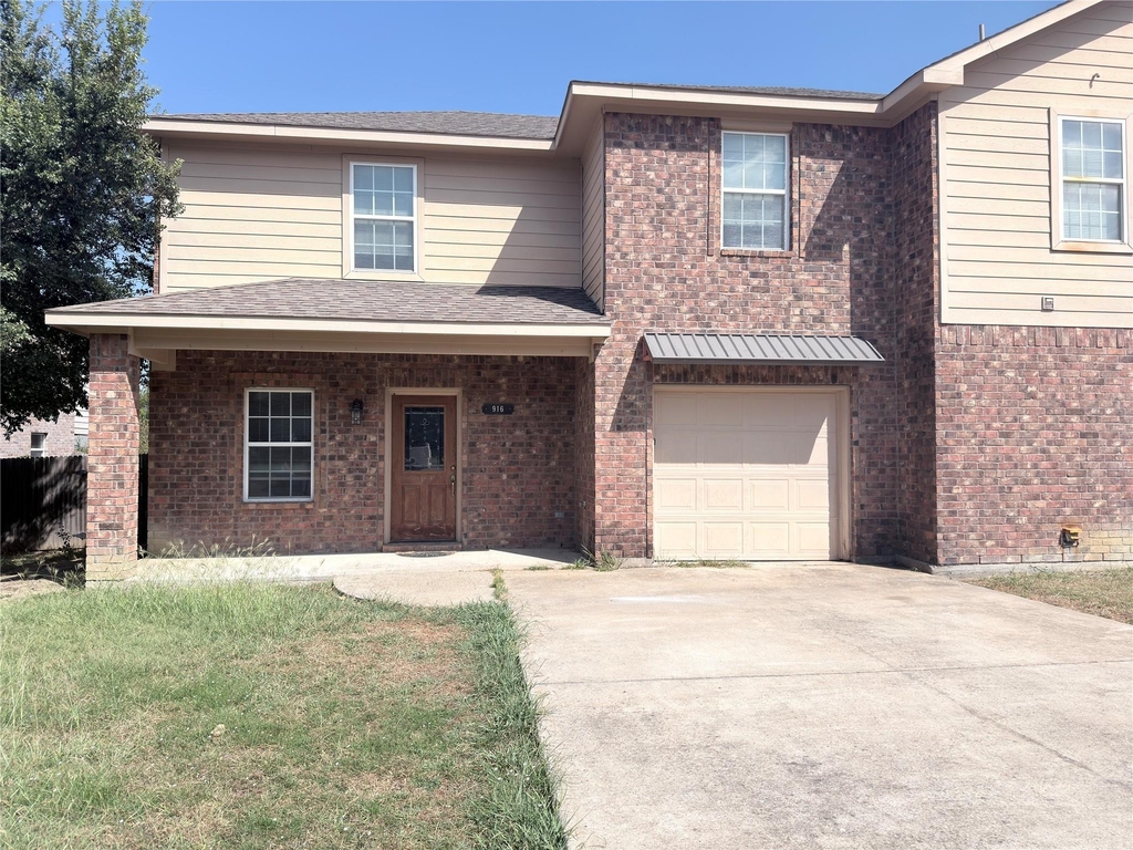 916 Parkplace Ridge - Photo 1