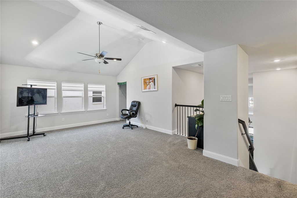 1447 20th Street - Photo 4