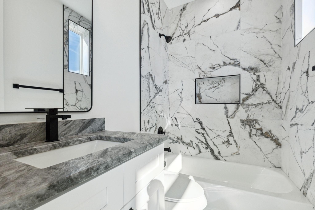 426 Melba Street - Photo 8