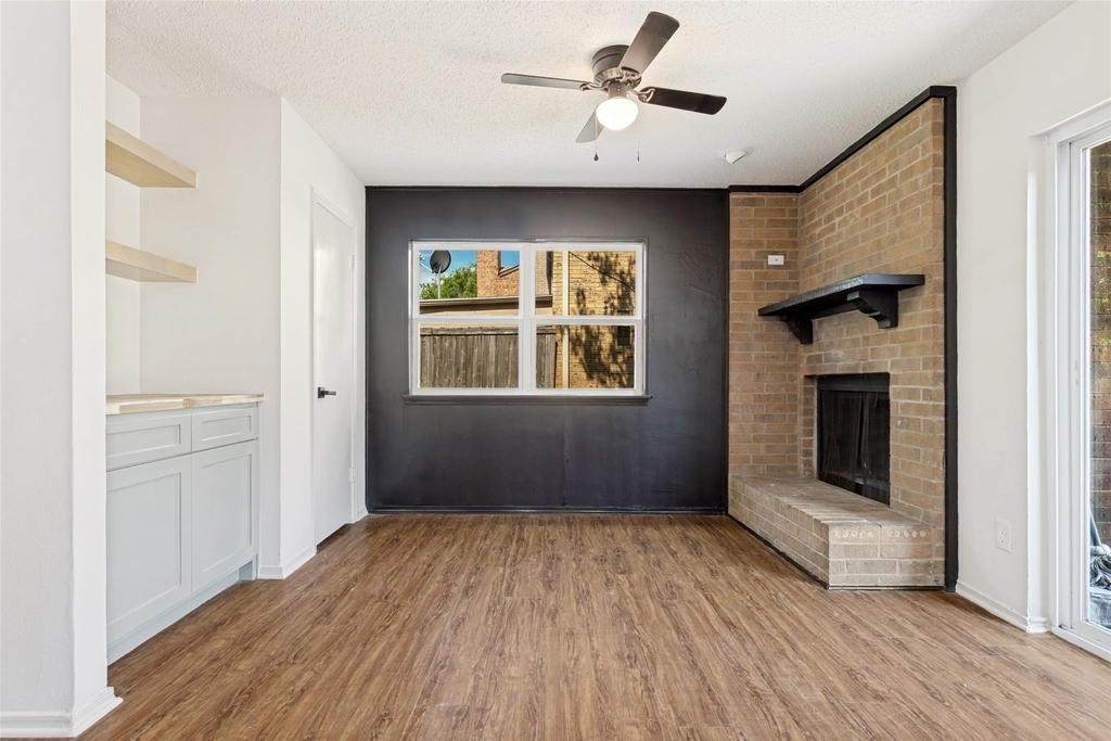 3110 Roundtree Lane - Photo 8