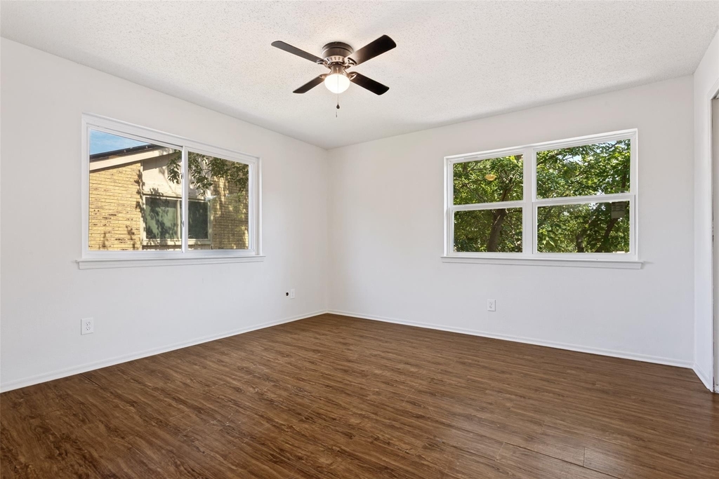 3110 Roundtree Lane - Photo 15