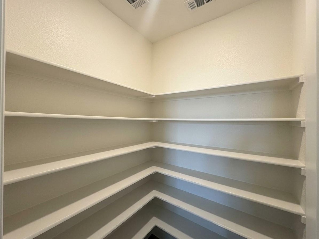 1148 Canuela Way - Photo 15
