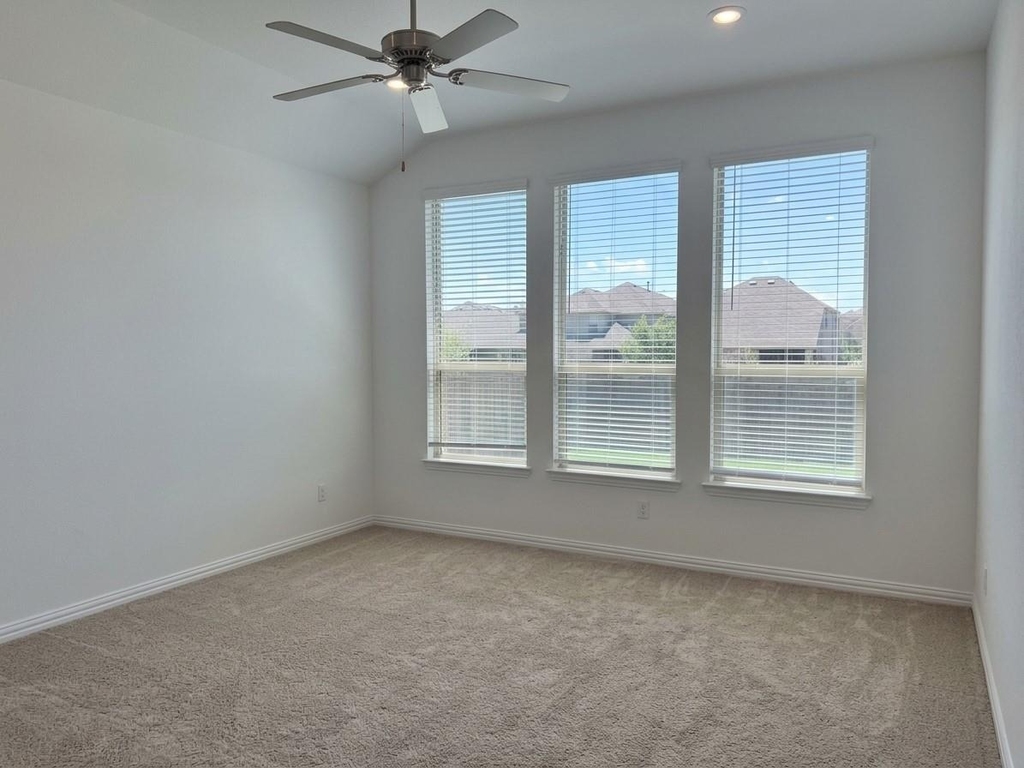 1148 Canuela Way - Photo 7