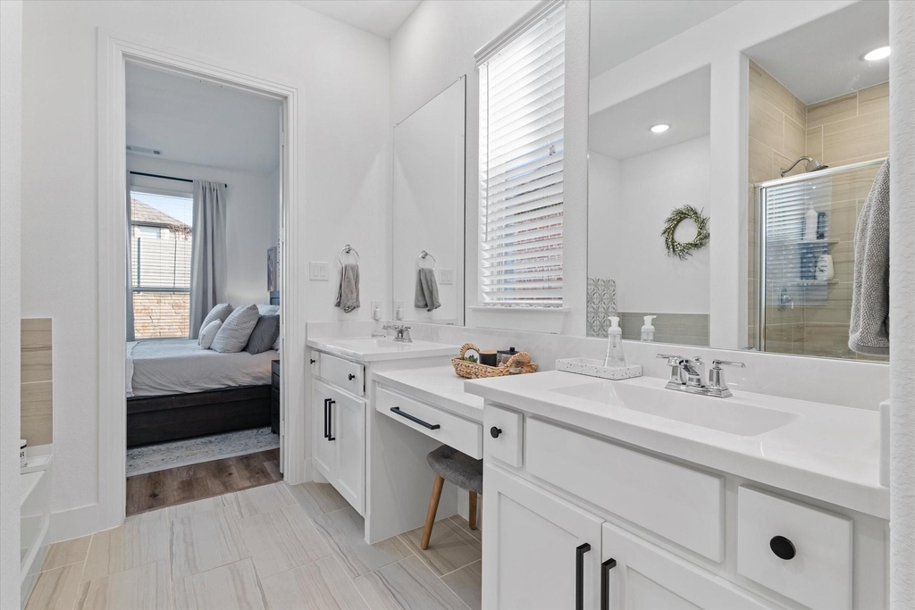 1332 Thompson Road - Photo 18