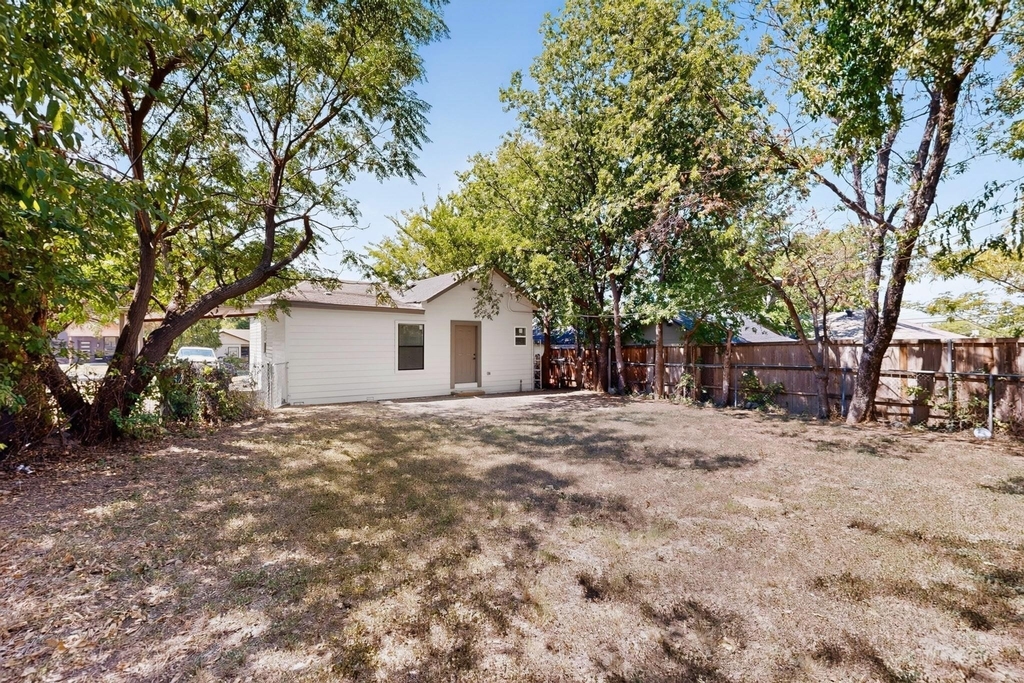 2609 Avenue G - Photo 31