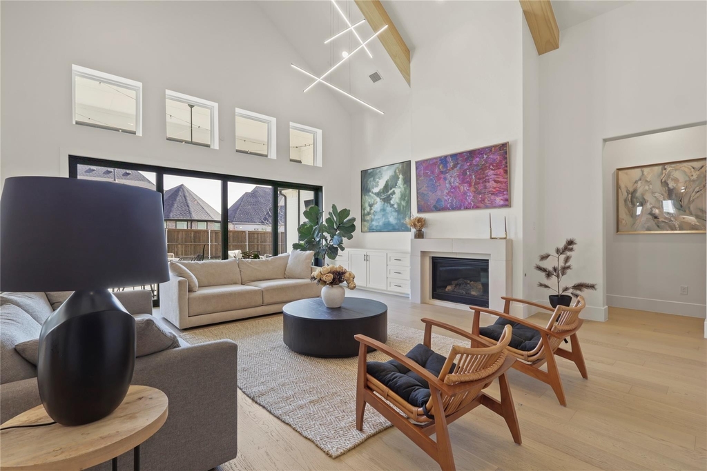 2217 Zaide Way - Photo 4