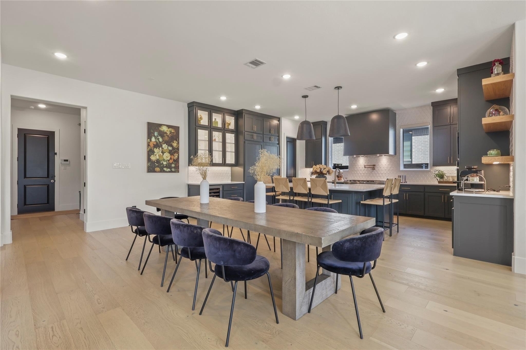 2217 Zaide Way - Photo 8
