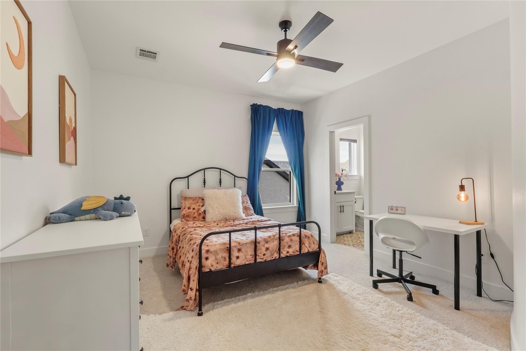 2217 Zaide Way - Photo 35