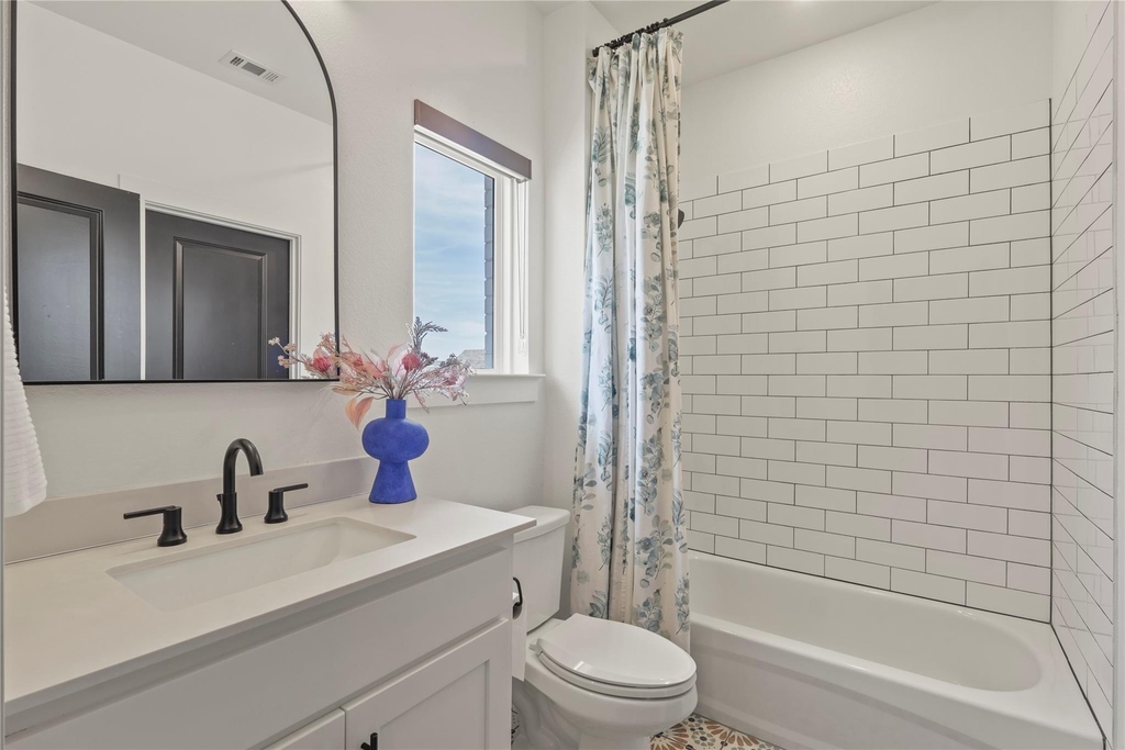 2217 Zaide Way - Photo 33