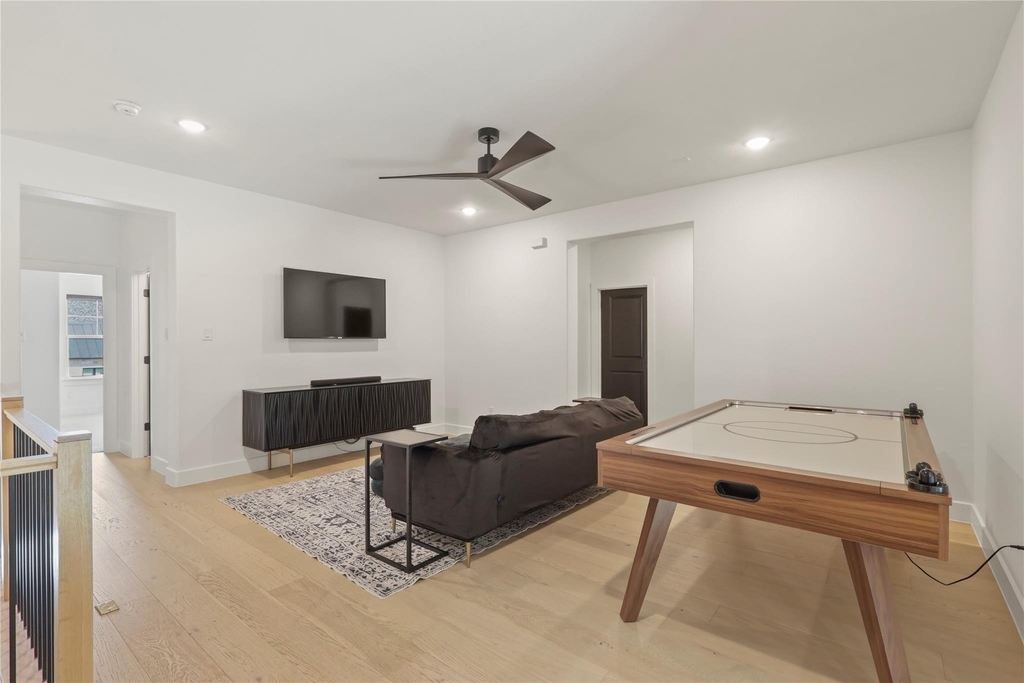 2217 Zaide Way - Photo 29