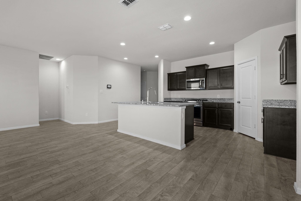 308 Youngblood Lane - Photo 7