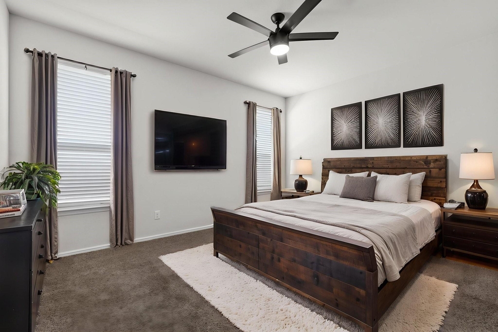 308 Youngblood Lane - Photo 12