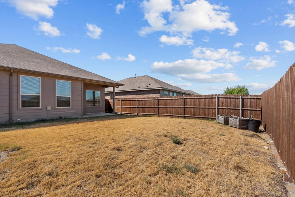 308 Youngblood Lane - Photo 26