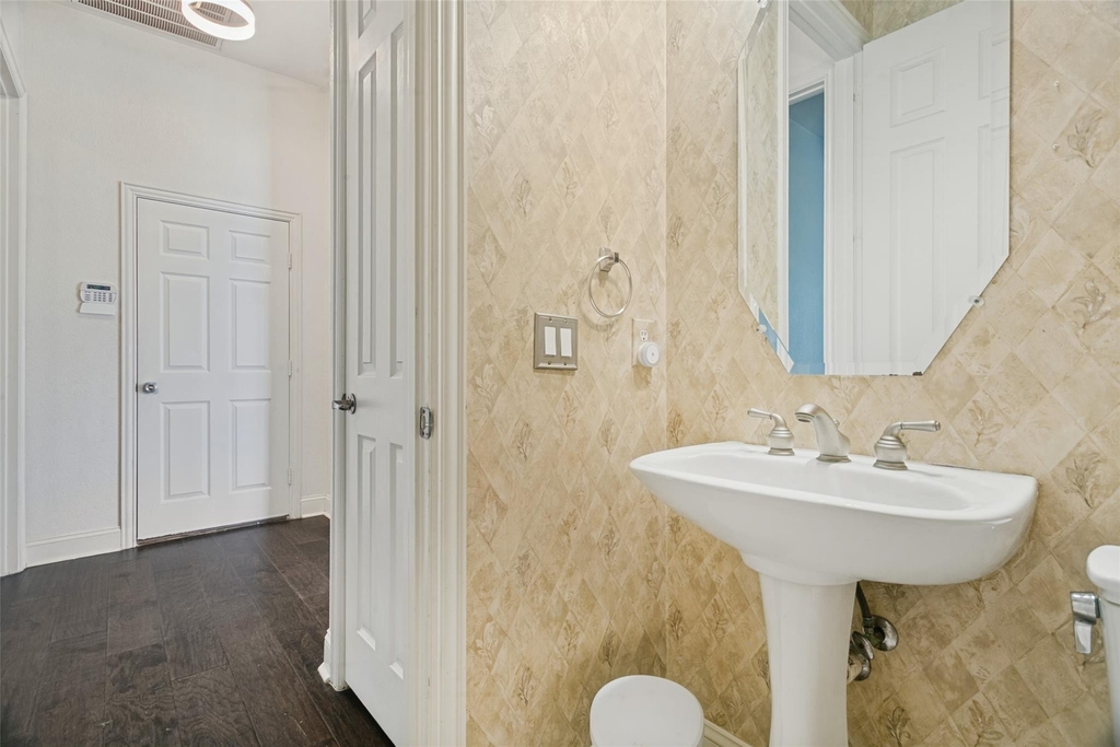 9028 Bottlebrush Lane - Photo 21