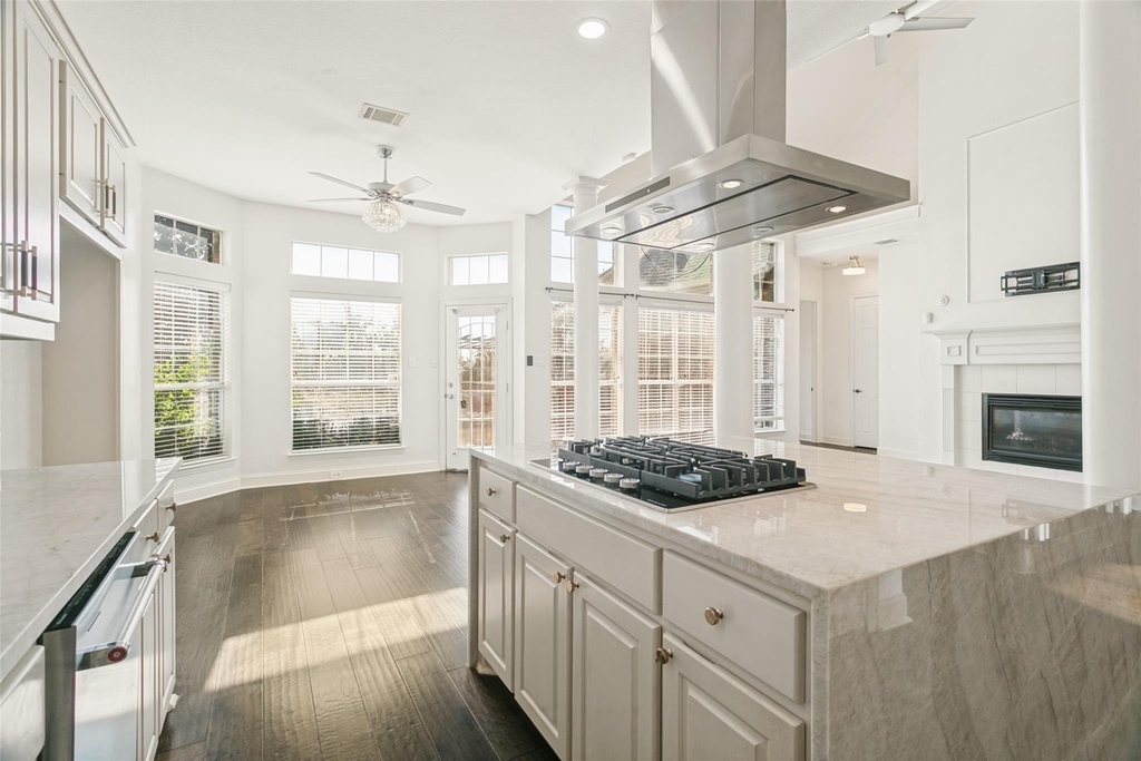 9028 Bottlebrush Lane - Photo 8