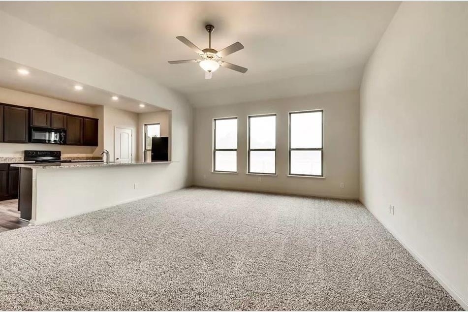 816 Mallorie Lane - Photo 1