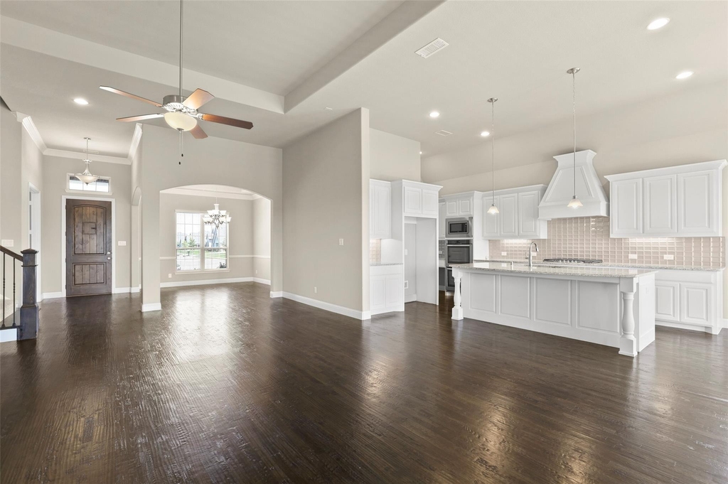 1810 Wichita Drive - Photo 9