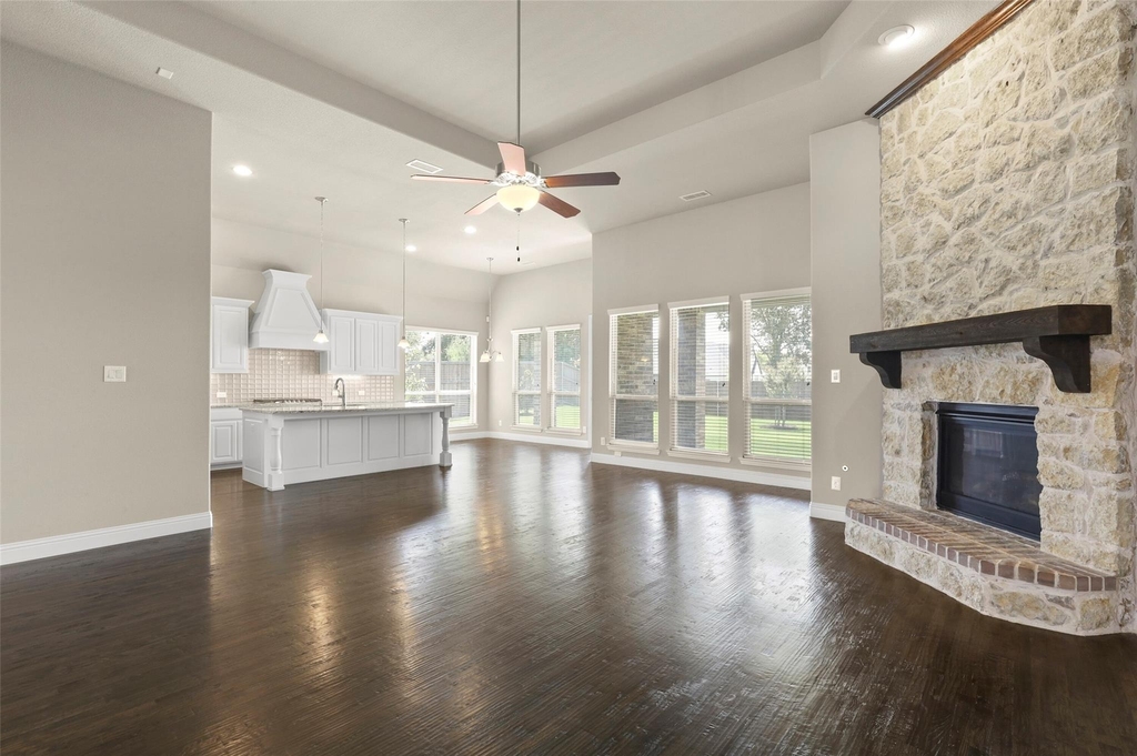 1810 Wichita Drive - Photo 8