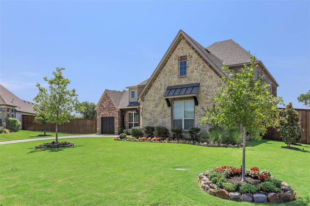 1810 Wichita Drive - Photo 1