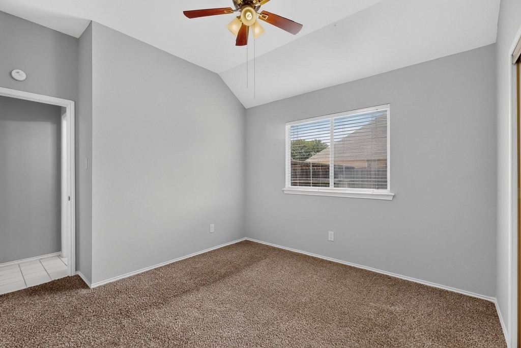 2702 Garden Springs Drive - Photo 20